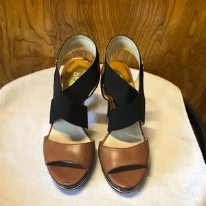 MICHAEL KORS Ankle Strap Peep Toe Sandal 7M
